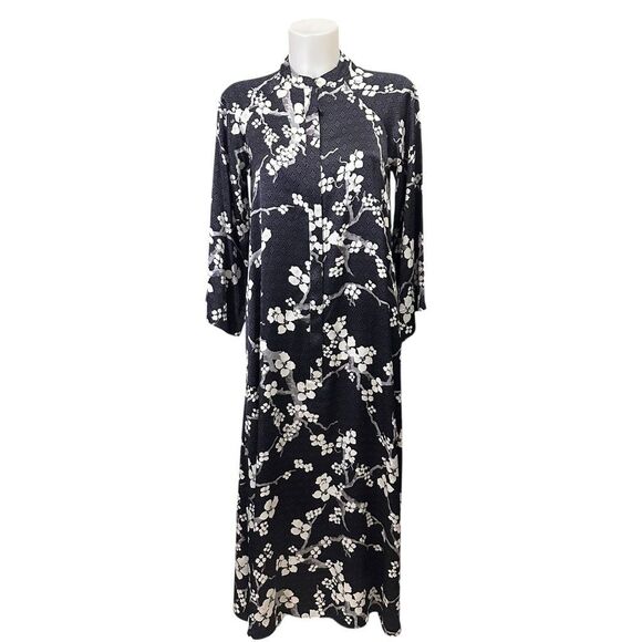 NATORI 100% Silk Black Floral Printed Robe High‎ Neck Kimono Sleeves size XS - Picture 1 of 9